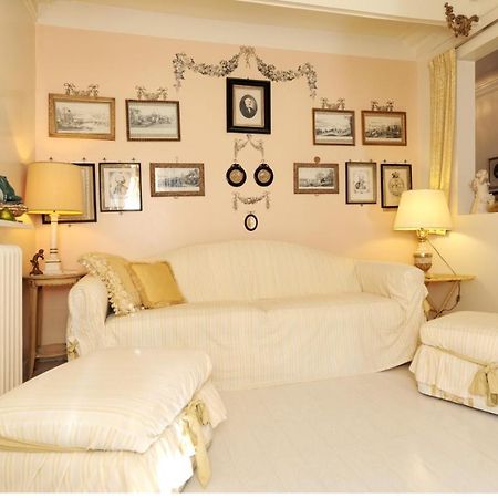 Imperial Res. Negresco Five Stars Holiday House Nisa Exterior foto
